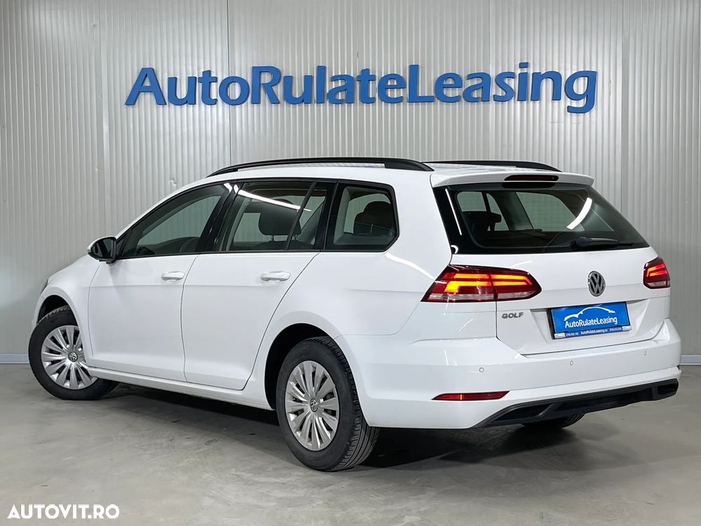 Volkswagen Golf 1.6 TDI Trendline - 5