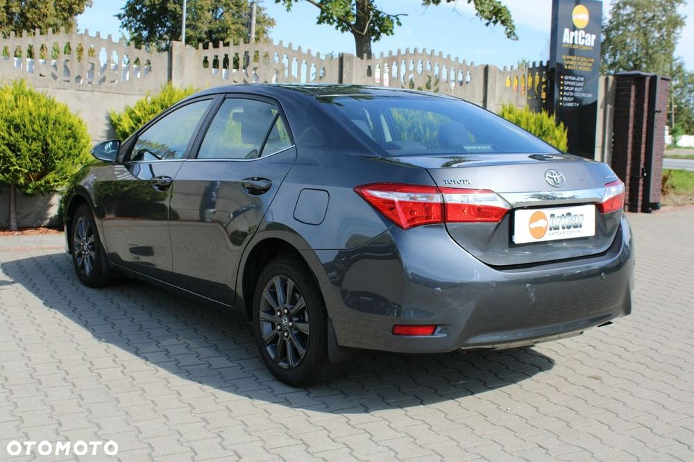 Toyota Corolla - 6