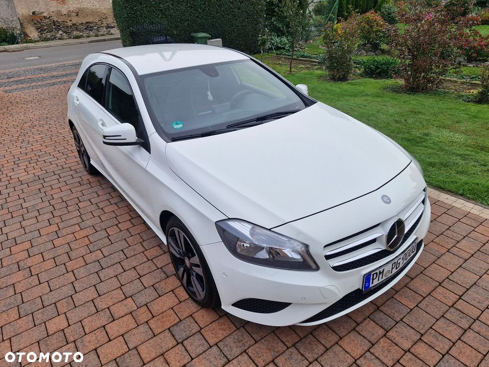 Mercedes-Benz Klasa A 180 (BlueEFFICIENCY) - 4