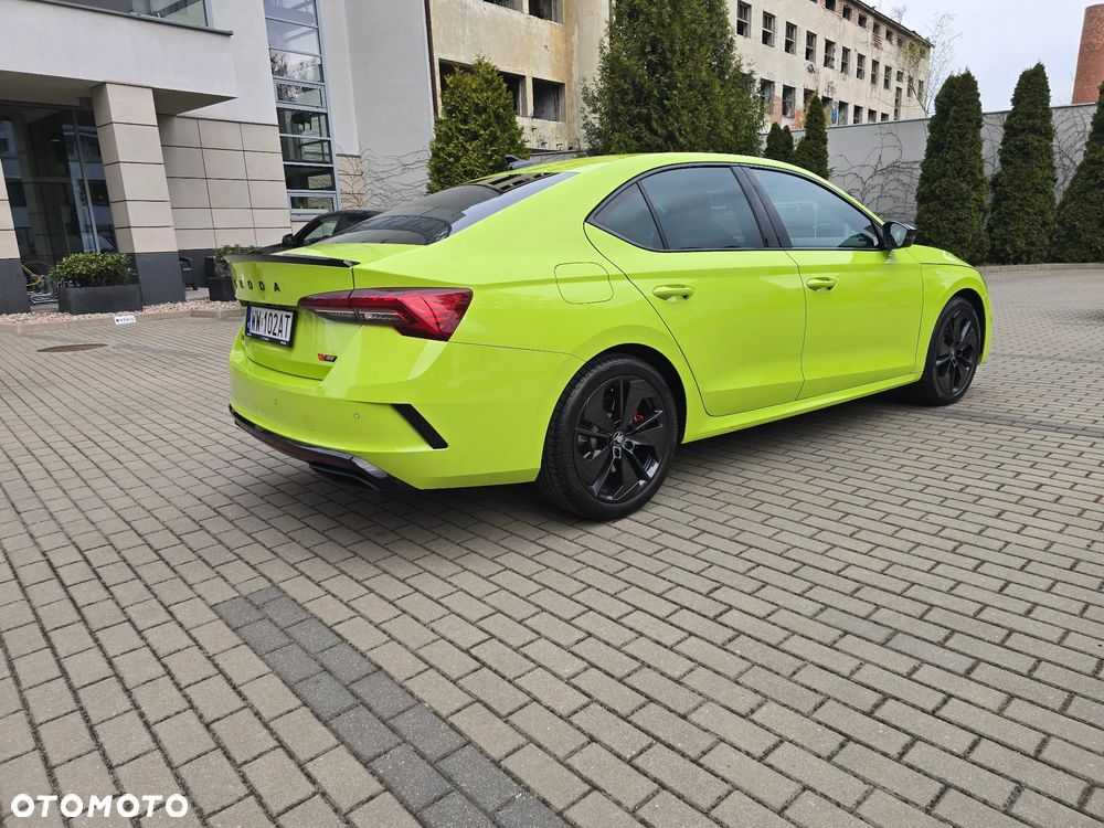 Skoda Octavia 2.0 TSI RS DSG - 8