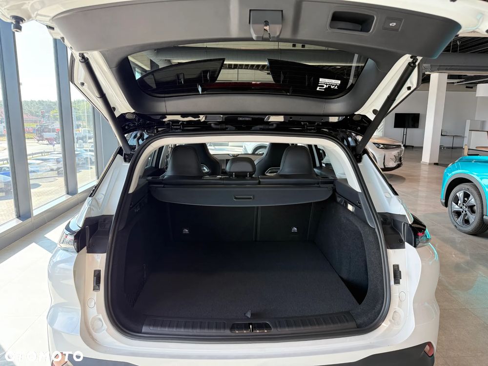 BAIC 5 1.5T Comfort DCT - 7