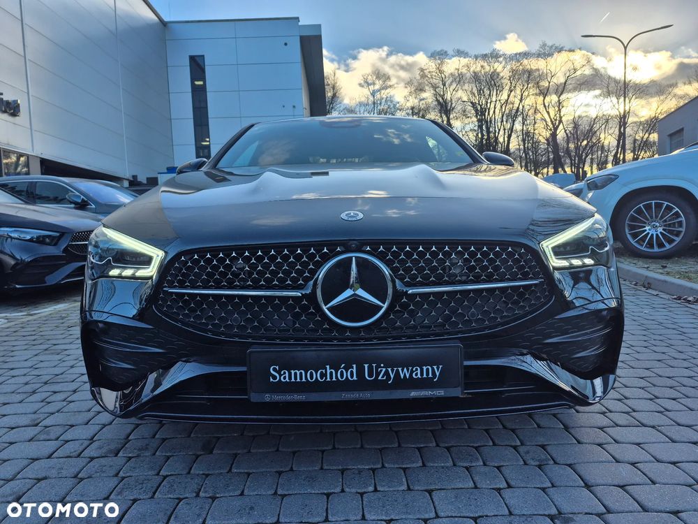 Mercedes-Benz CLA 200 AMG Line 7G-DCT - 7