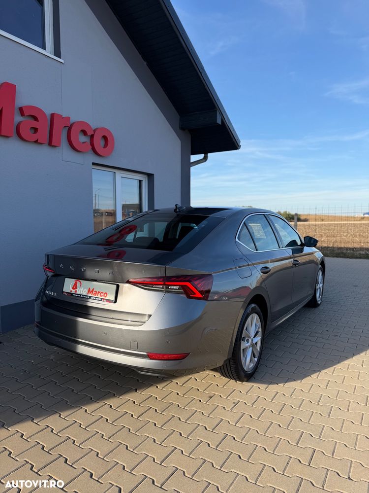 Skoda Octavia 2.0 TDI (Green tec) DSG Style - 3
