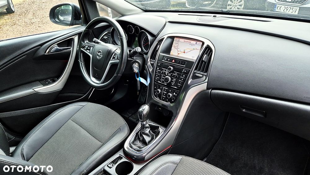 Opel Astra 1.4 T Cosmo - 37