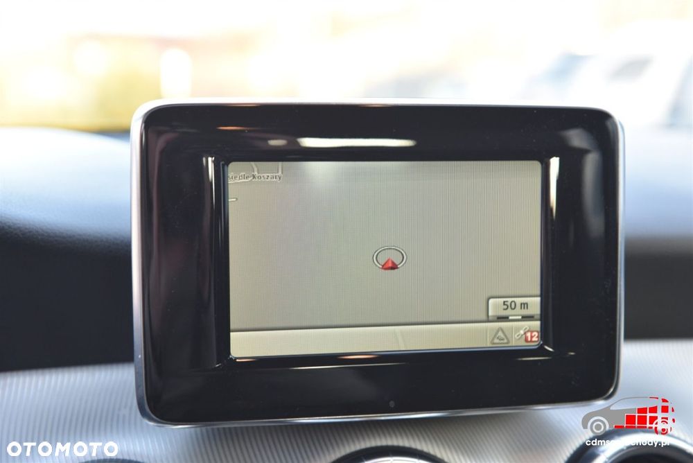 Mercedes-Benz CLA - 24