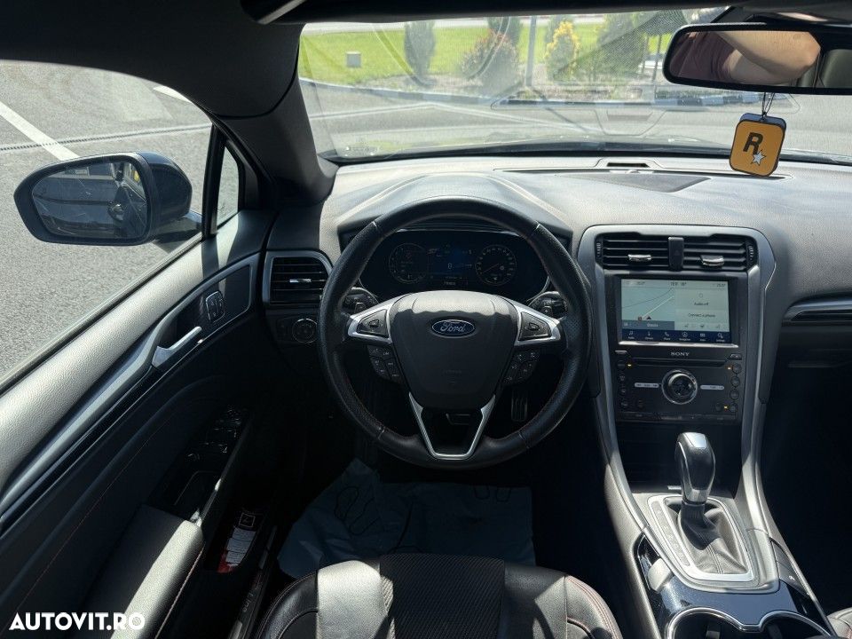Ford Mondeo - 16