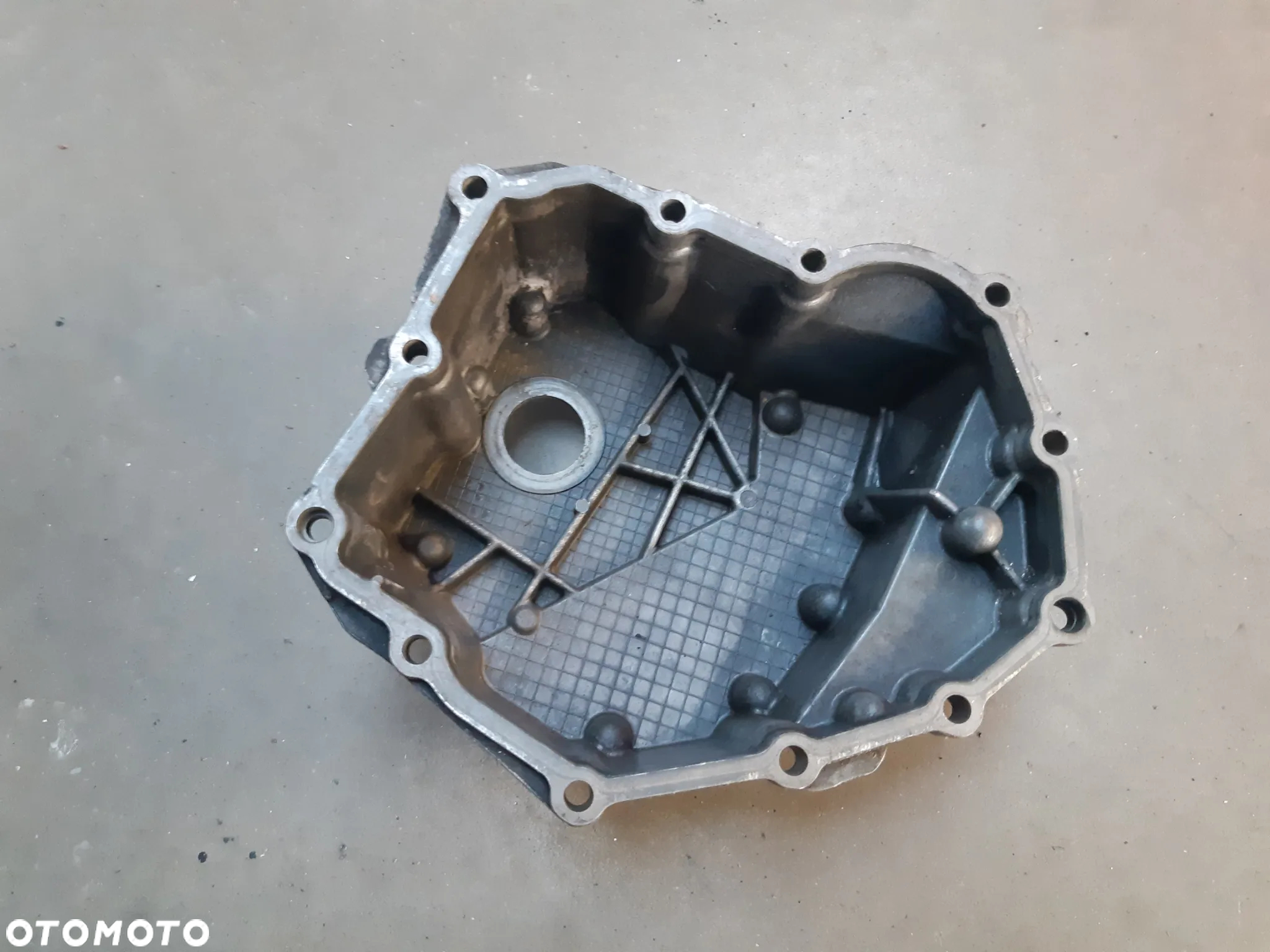 OBUDOWA SKRZYNI BIEGÓW MULTITRONIC AUDI A4 B6 B7 01J301212J - 2