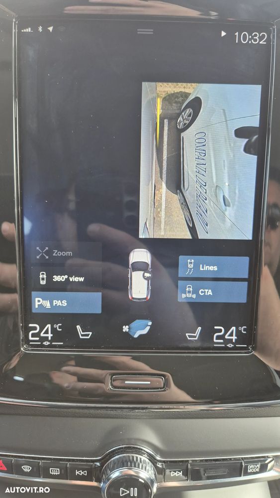 Volvo XC 40 D4 AWD Momentum Pro - 38