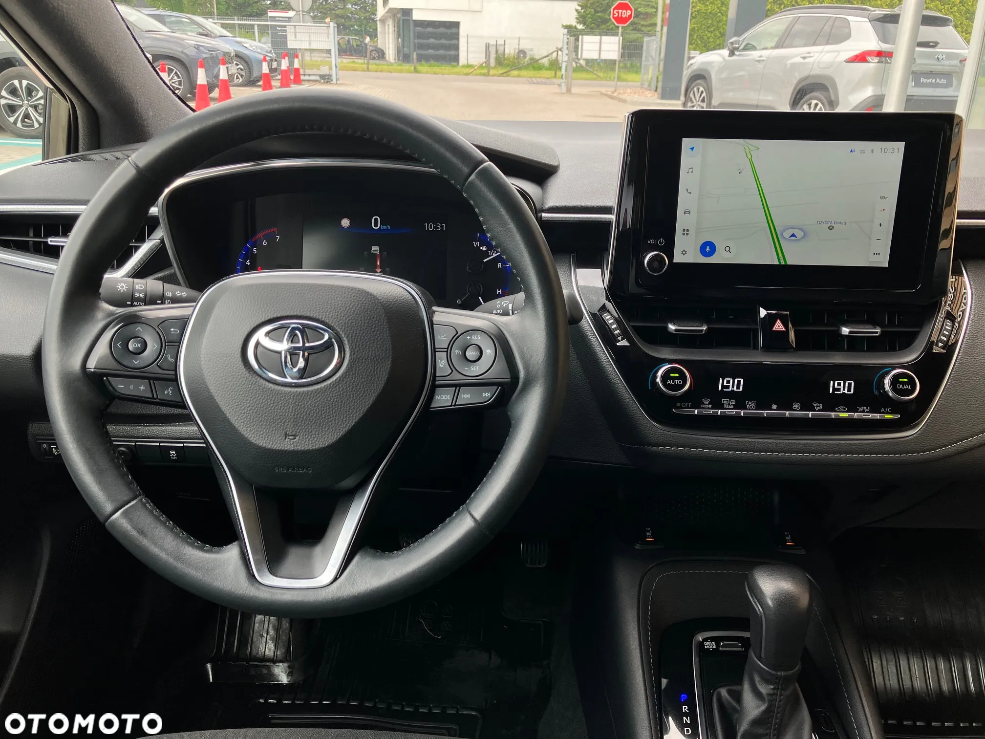 Toyota Corolla 1.8 Hybrid Comfort - 20