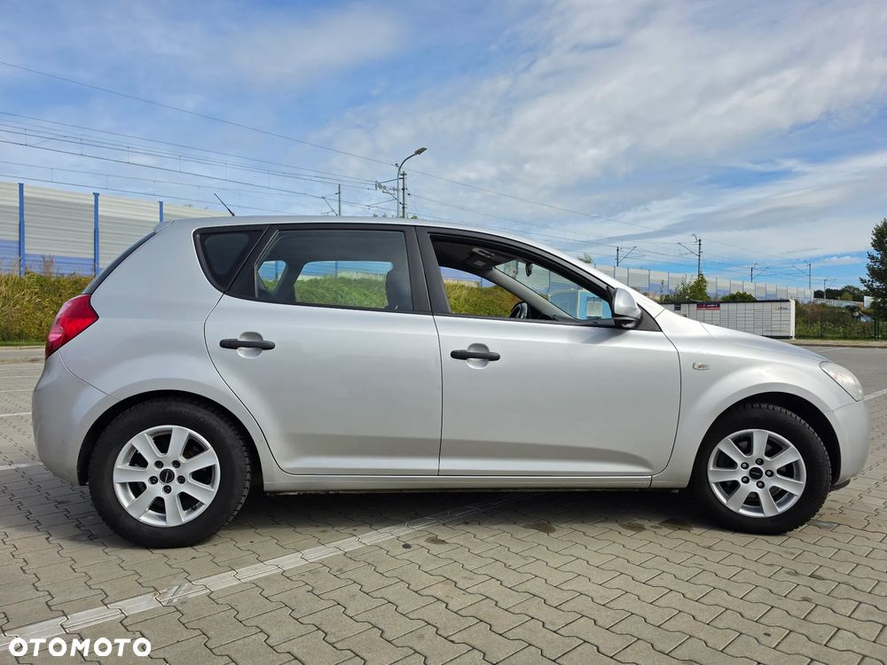 Kia Ceed 1.6 Comfort - 7