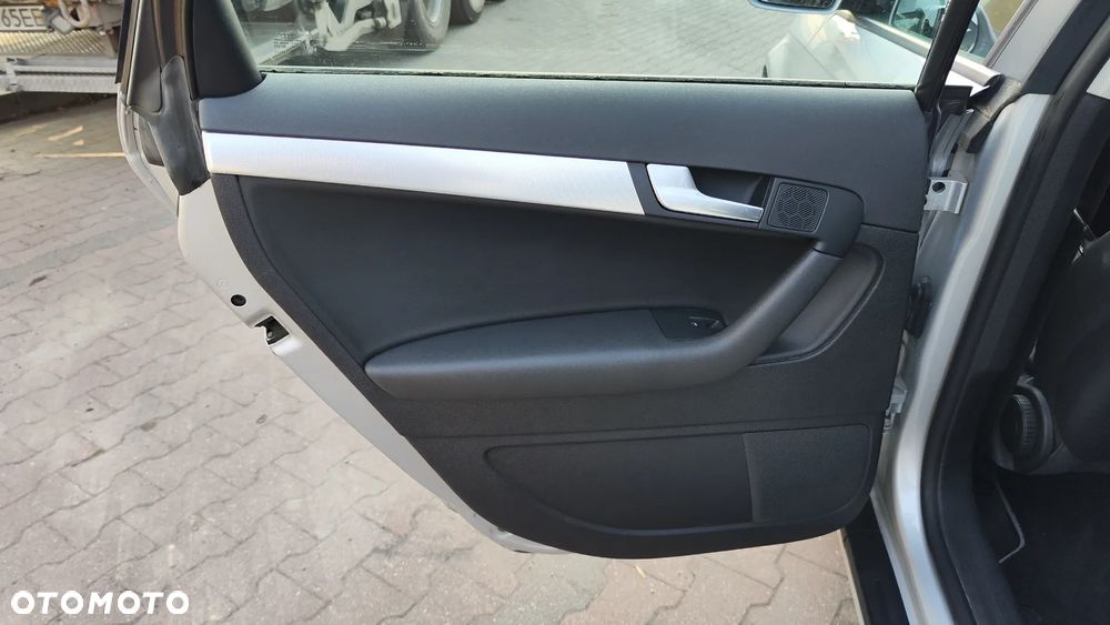 Audi A3 Sportback 1.6 TDI DPF Attraction - 20