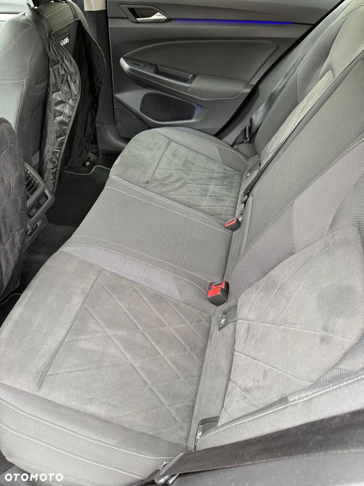 Volkswagen Golf 1.5 TSI EVO Style - 9