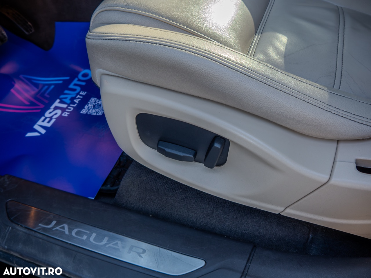 Jaguar F-Pace 20d AWD Aut. Prestige - 14