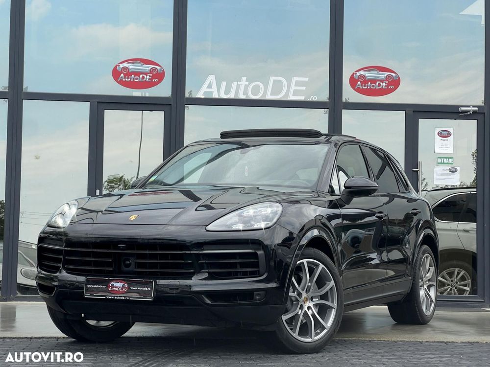 Porsche Cayenne - 1