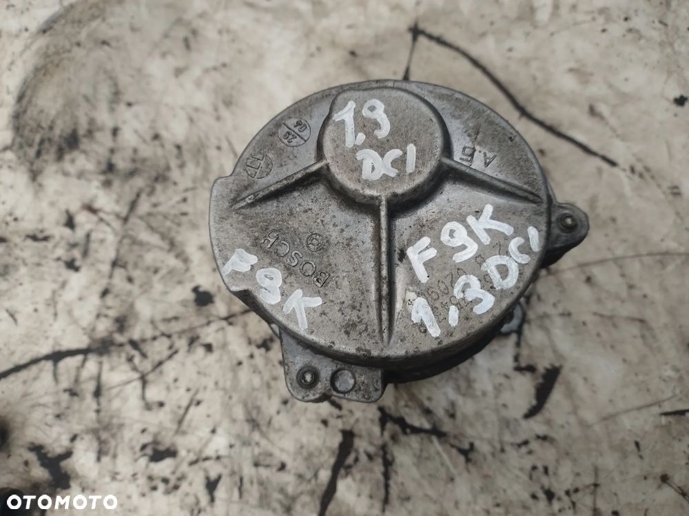 RENAULT TRAFIC VIVARO 1,9dcI F8T vacum pompa  F9K megane laguna - 3