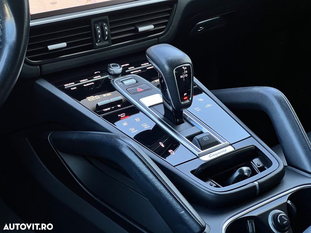 Porsche Cayenne Tiptronic S - 7