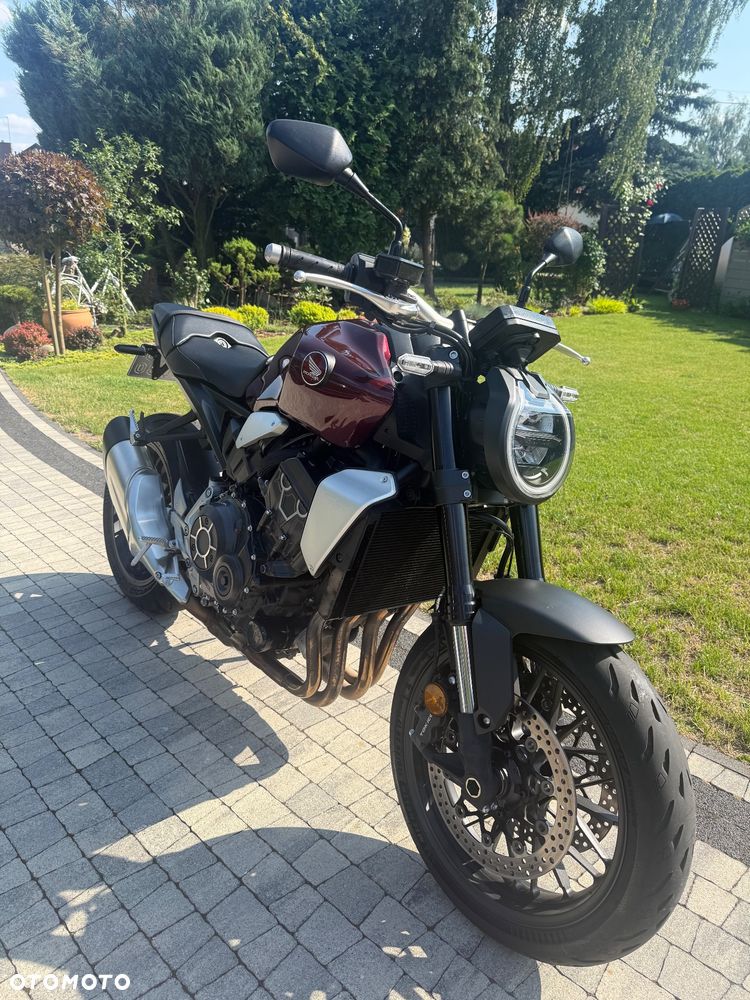 Honda CB - 16