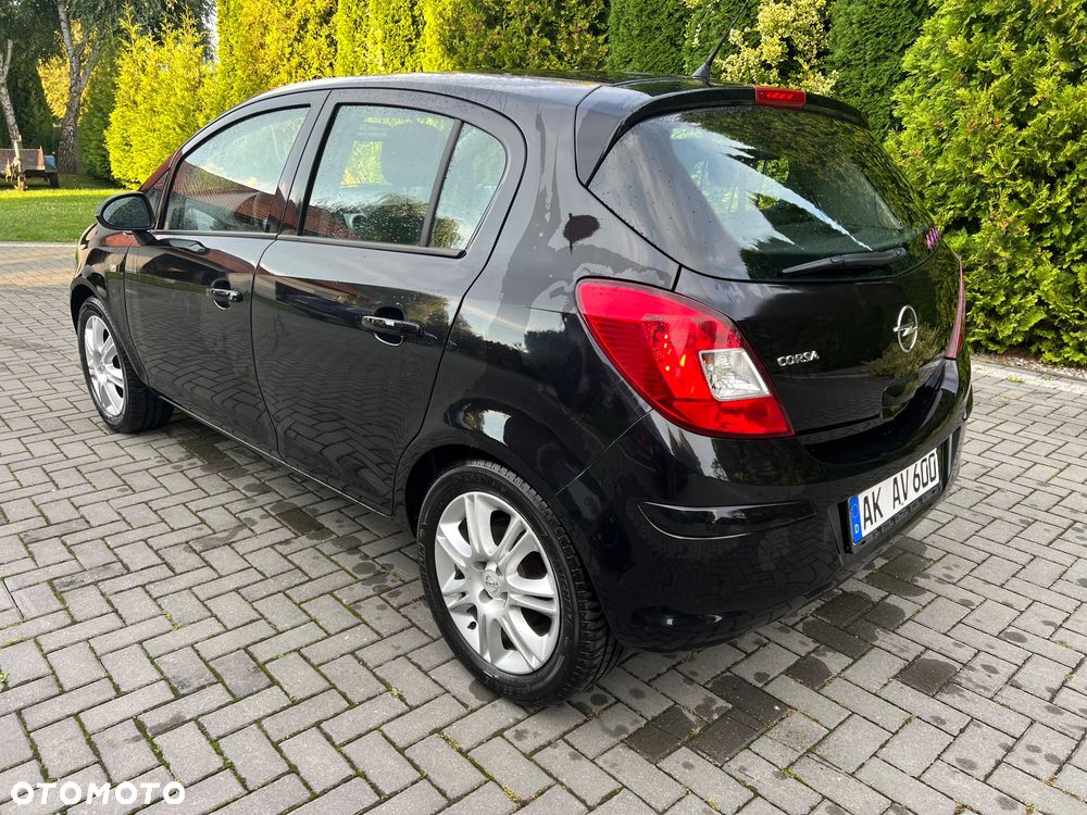 Opel Corsa 1.2 16V - 4