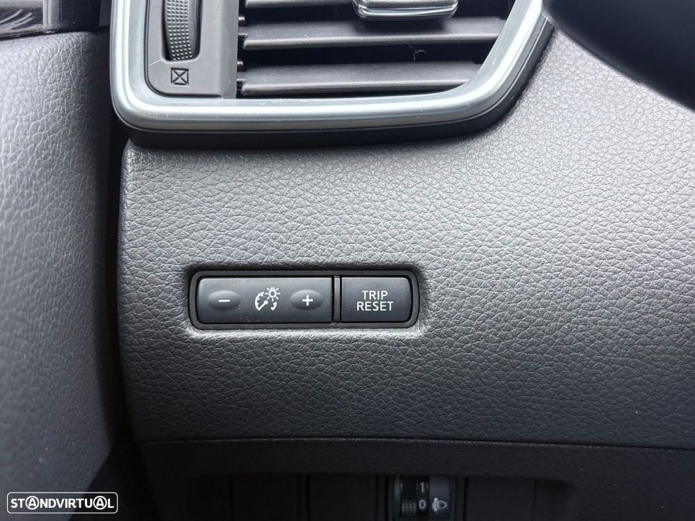 Nissan Qashqai 1.5 dCi N-Connecta Business - 35