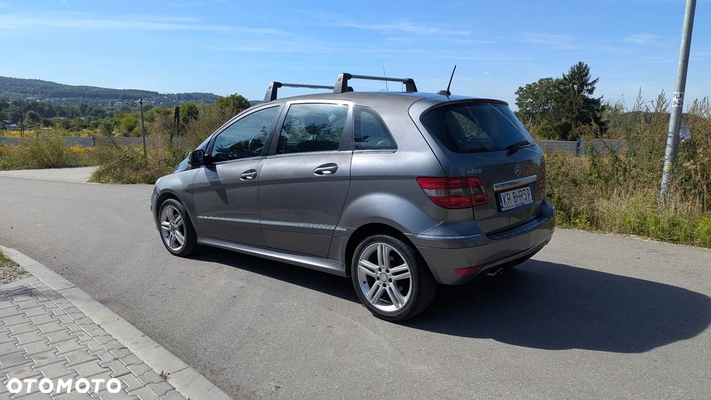 Mercedes-Benz Klasa B 200 CDI DPF Autotronic - 14
