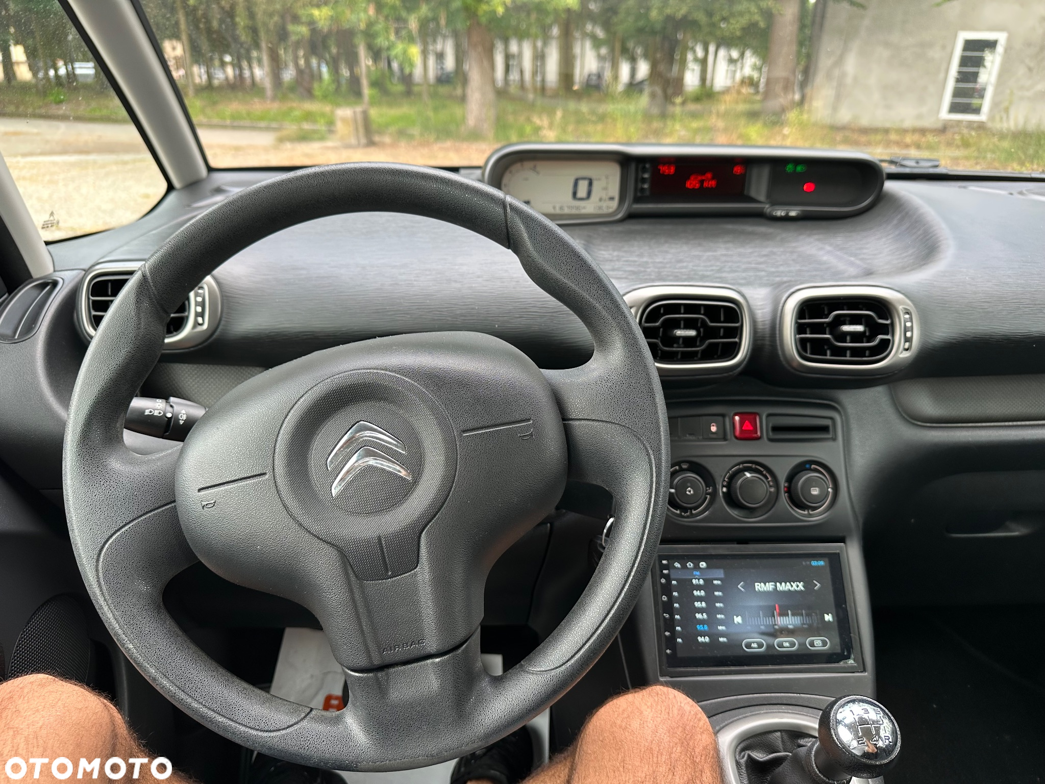 Citroën C3 Picasso 1.4i SX - 19