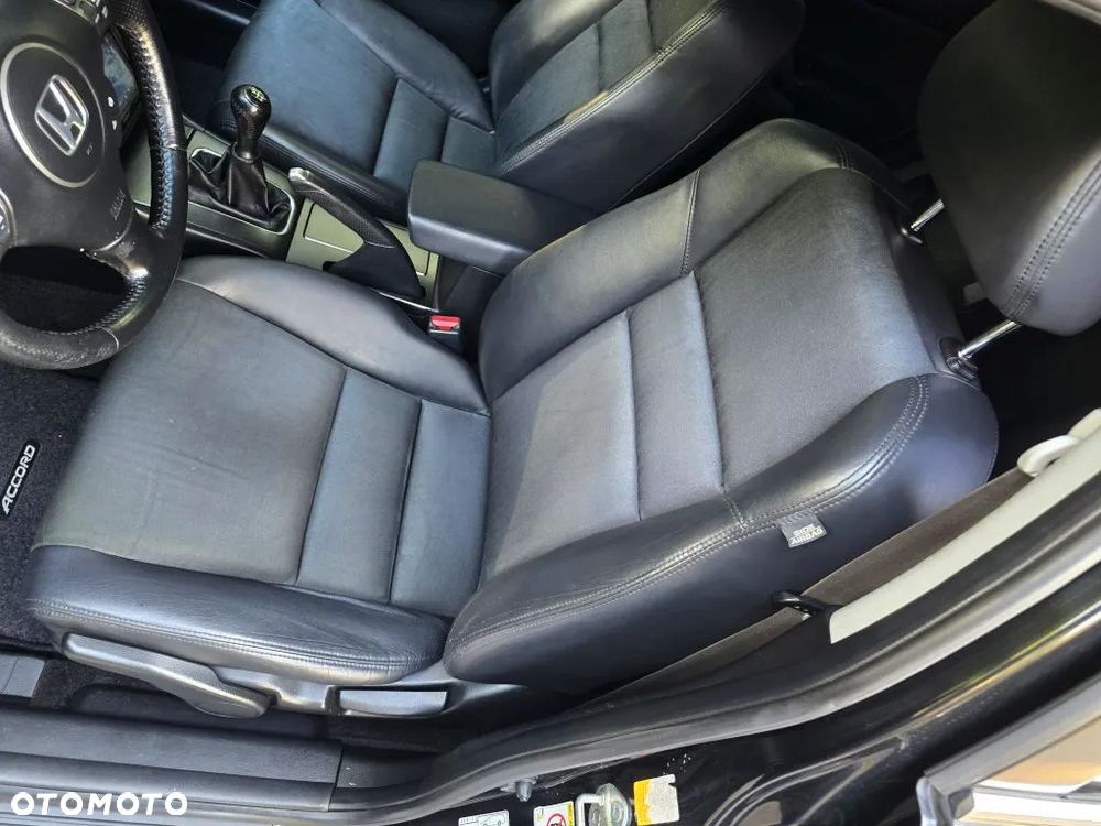Honda Accord Tourer 2.0 i Sport - 10