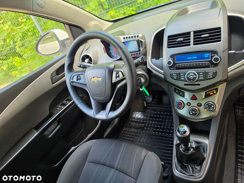 Chevrolet Aveo 1.2 LS - 14