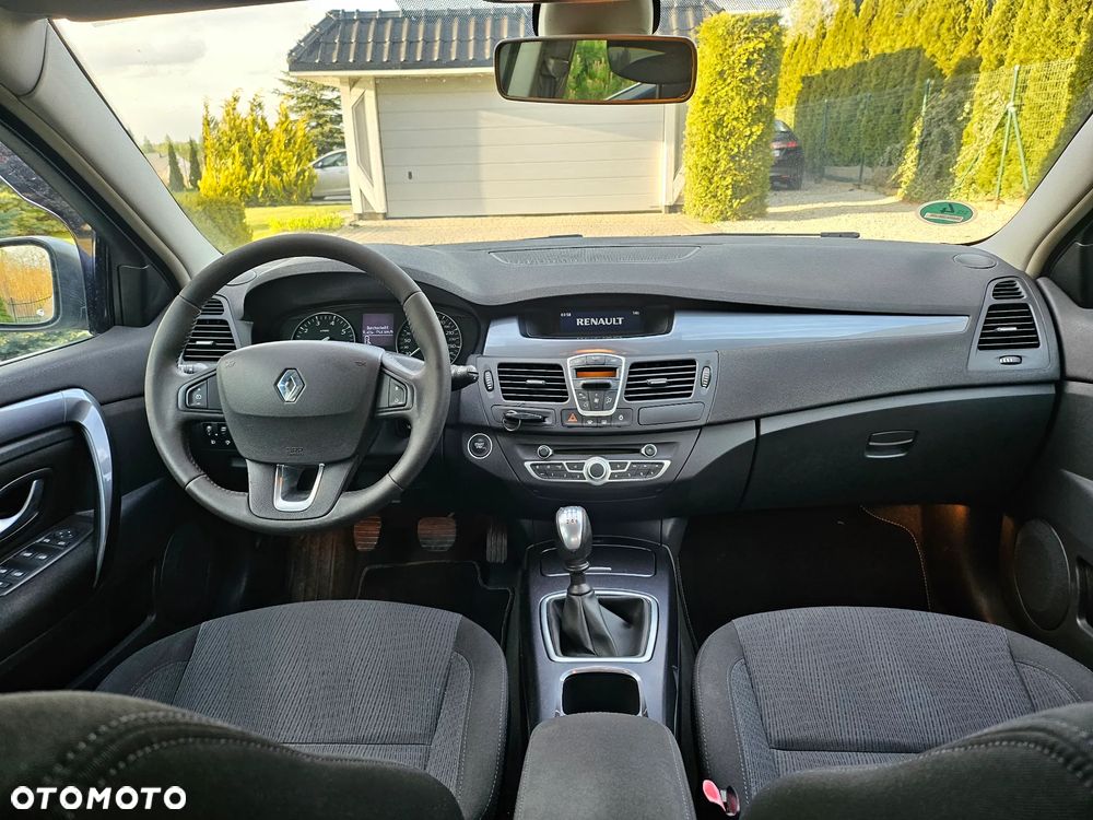 Renault Laguna 1.6 Authentique - 8