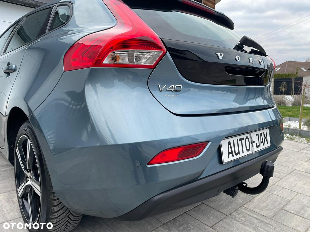 Volvo V40 D2 Summum - 34