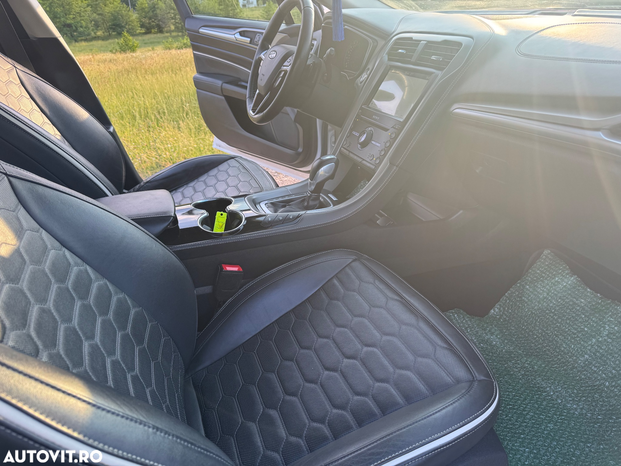 Ford Mondeo 2.0 TDCi Start-Stopp PowerShift-Aut Vignale - 16