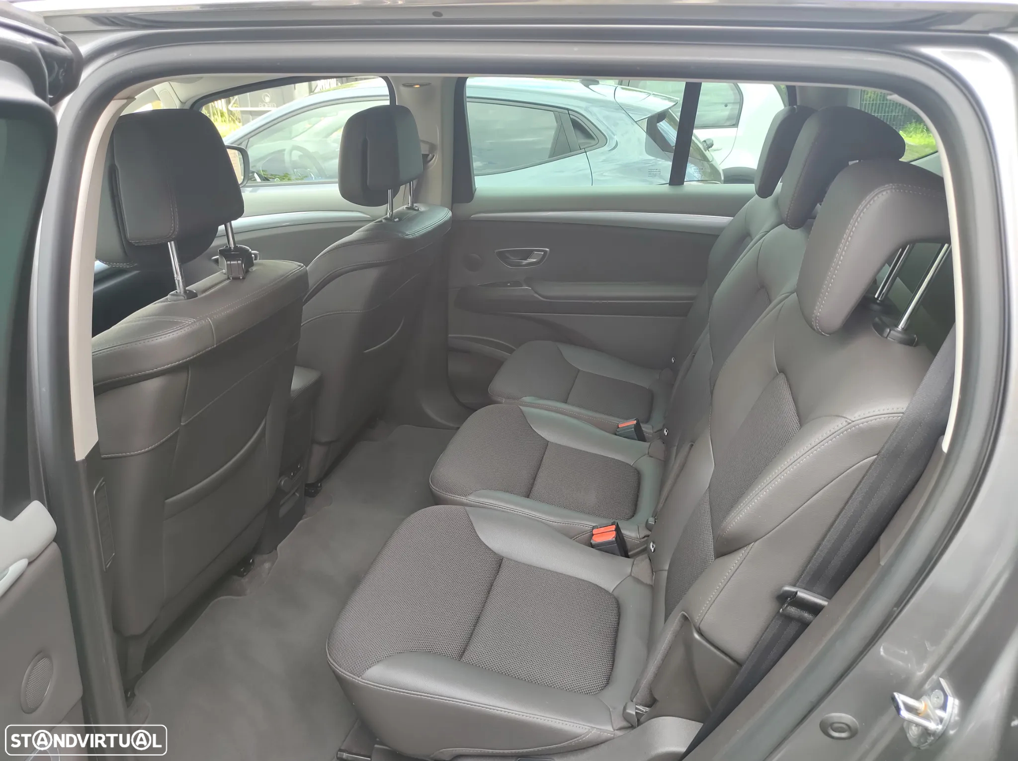 Renault Espace 1.6 dCi Zen - 15