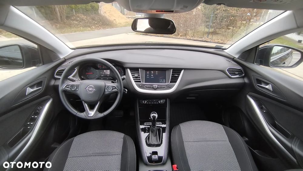 Opel Grandland X 1.2 T GPF Design Line S&S - 12