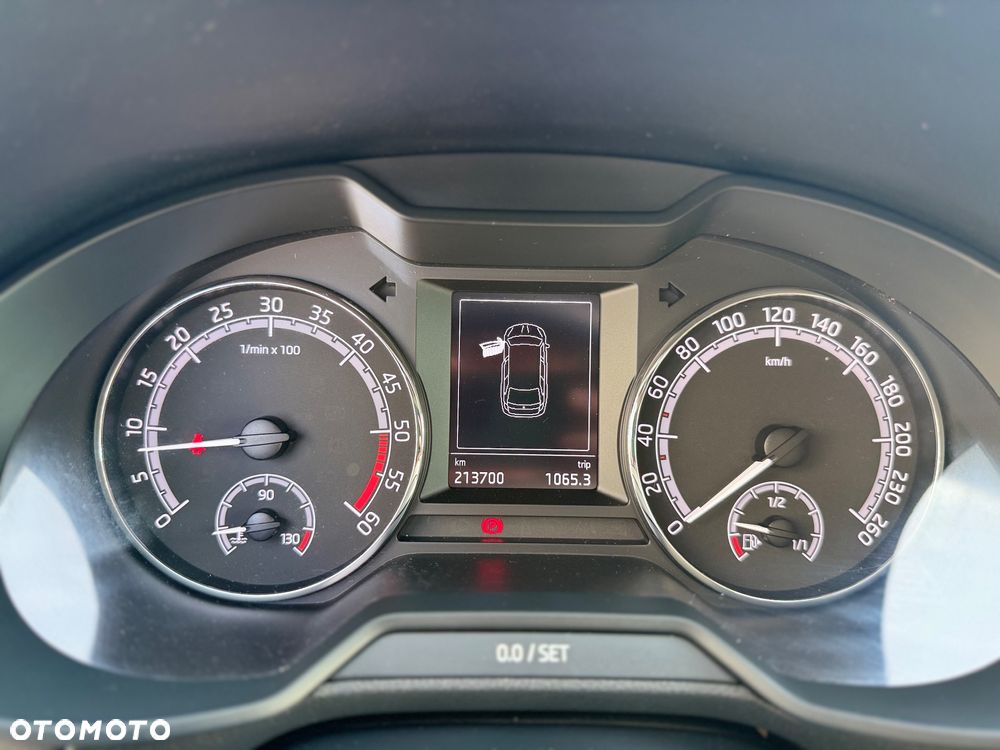 Skoda Octavia 1.6 TDI SCR Style - 12