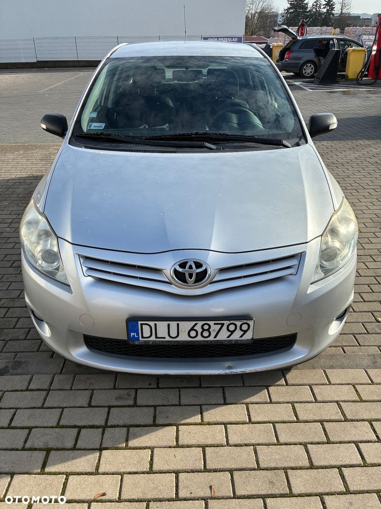 Toyota Auris - 19