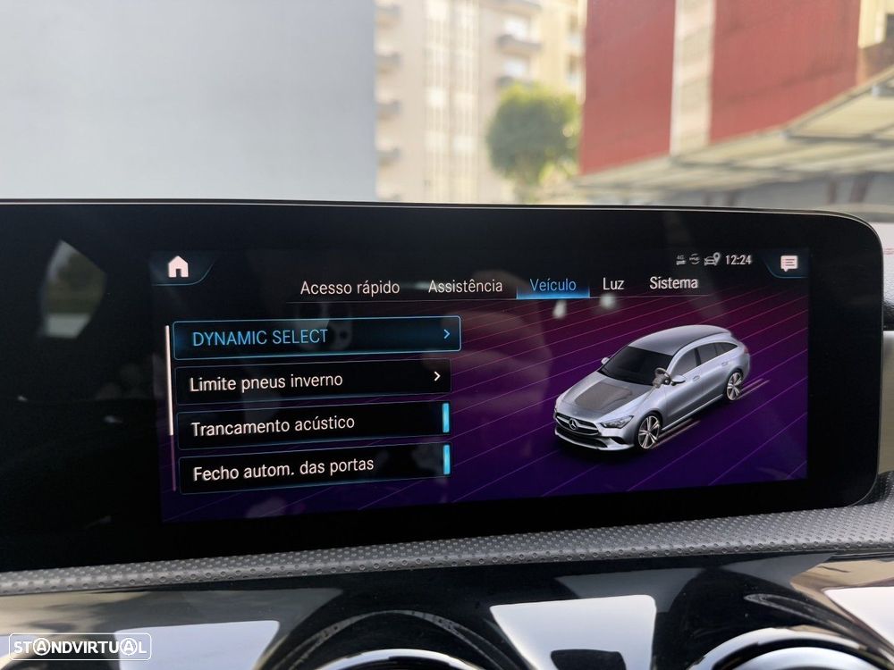 Mercedes-Benz CLA 250 e Shooting Brake AMG Line - 43