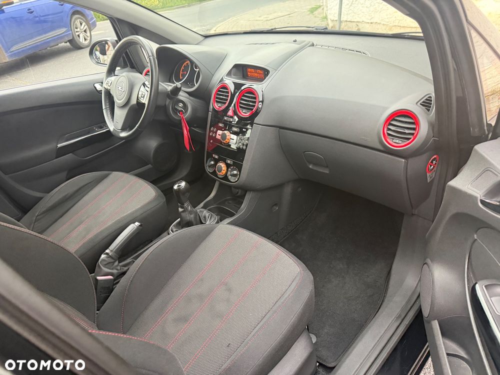 Opel Corsa 1.4 16V Color Edition - 10