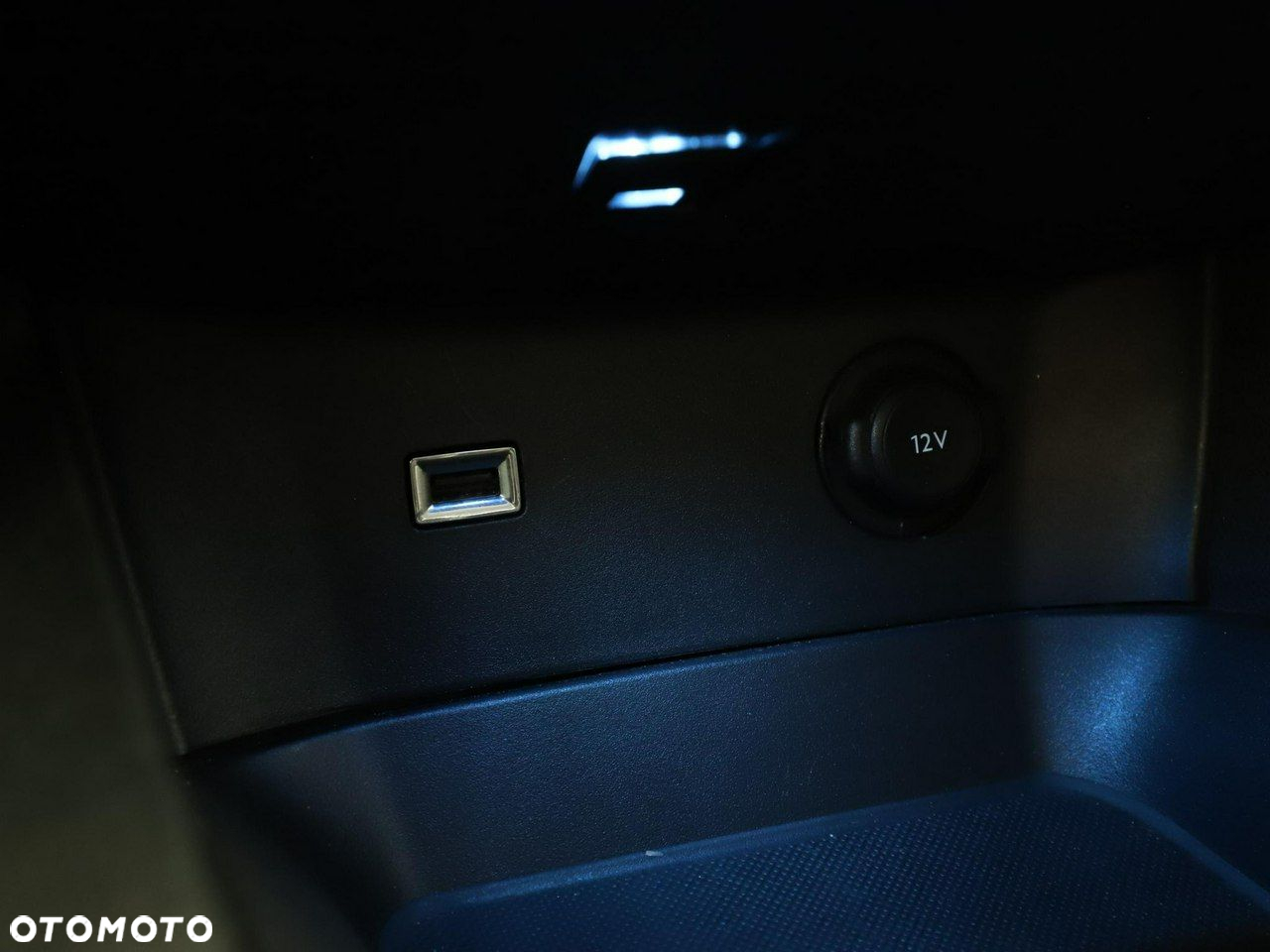 Peugeot 3008 1.2 PureTech Allure S&S EAT8 - 30