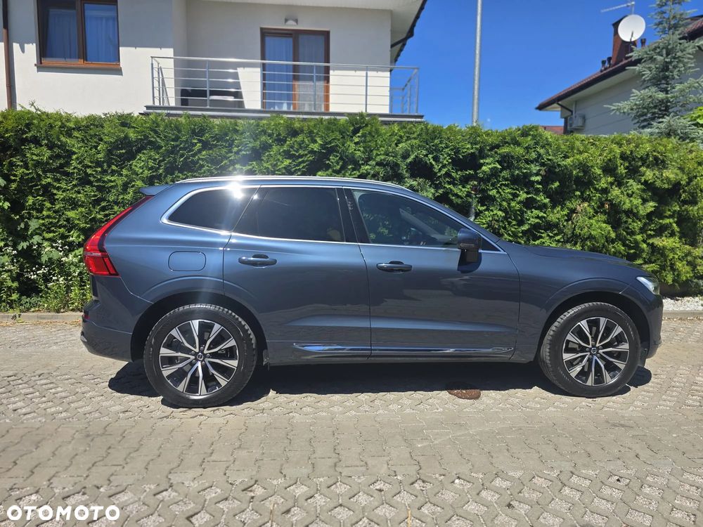 Volvo XC 60 B4 D AWD Plus Bright - 12