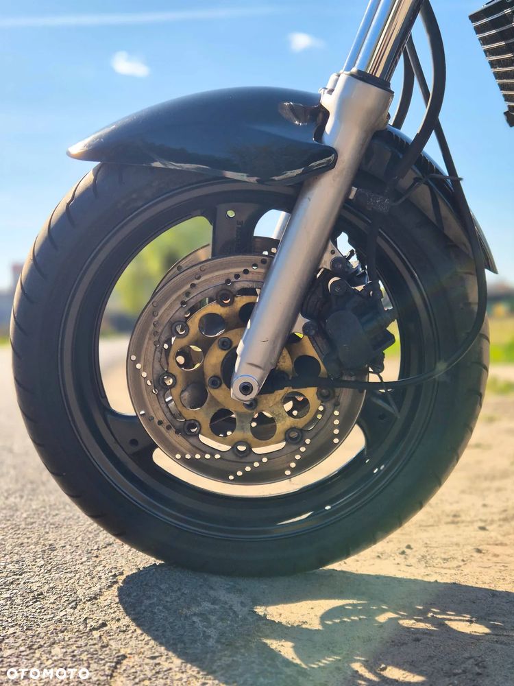 Suzuki Bandit - 24