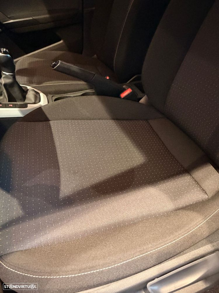 SEAT Arona 1.0 TSI Style — fotografia 40