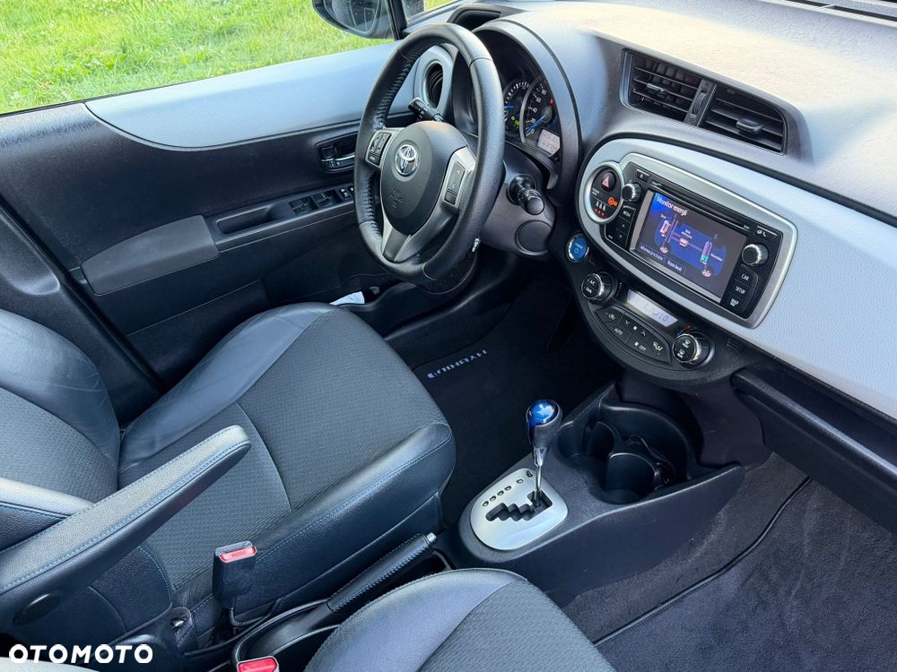 Toyota Yaris - 7
