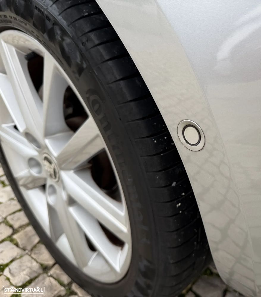 Skoda Octavia Break 1.6 TDi Sportline - 8