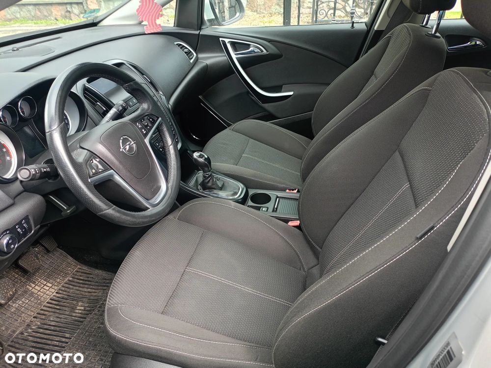 Opel Astra 1.6 Design Edition - 8