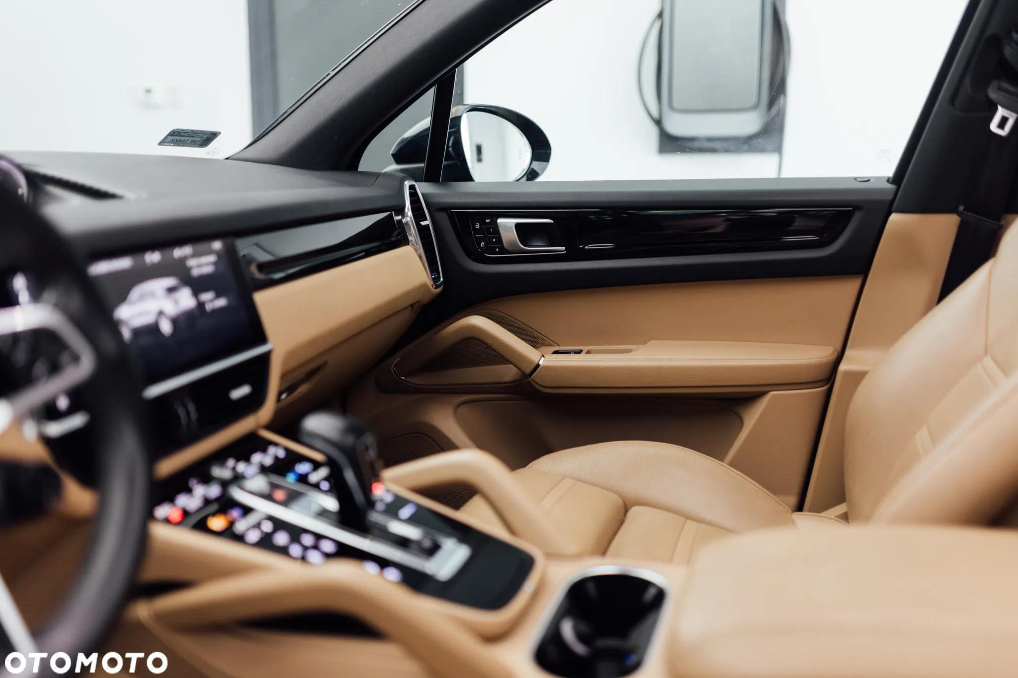 Porsche Cayenne E-Hybrid - 21
