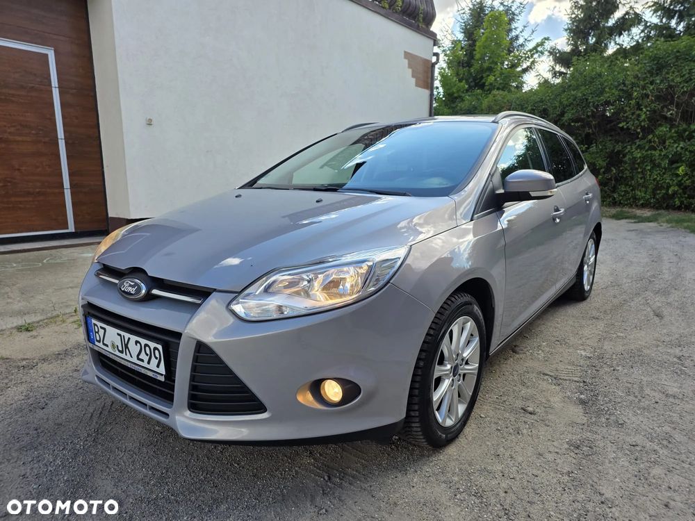Ford Focus 1.6 Ambiente - 1