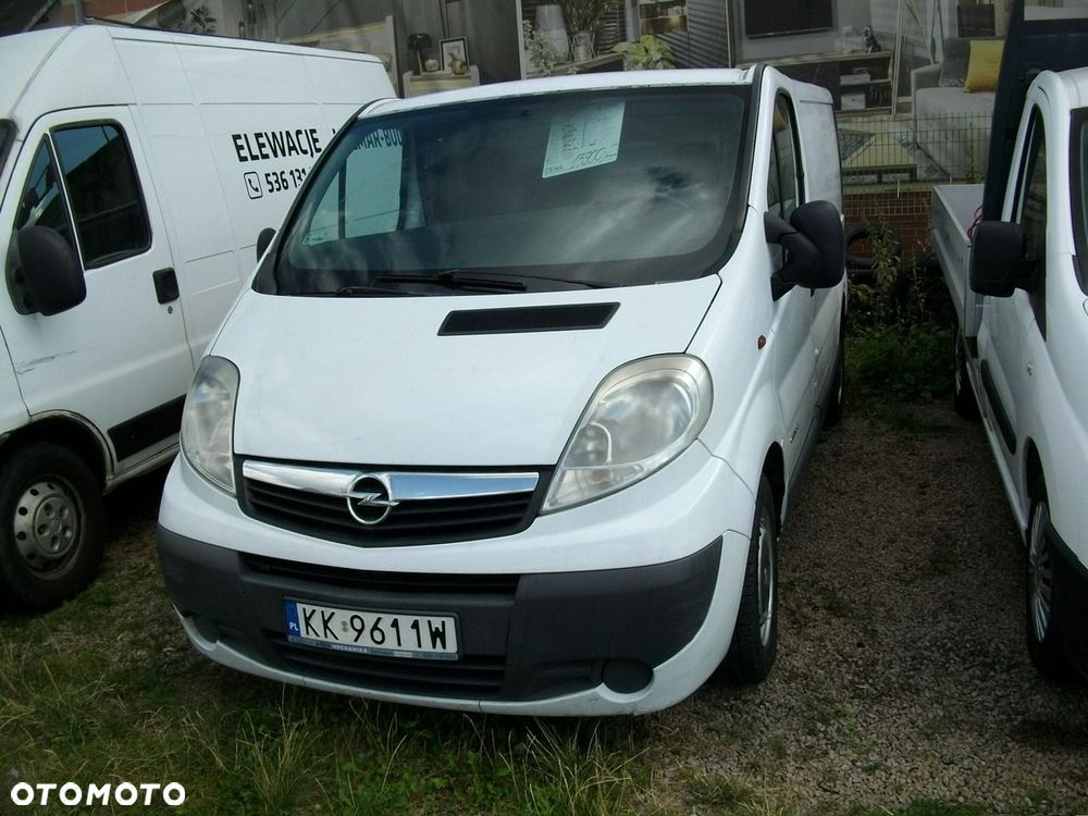 Opel Vivaro - 1