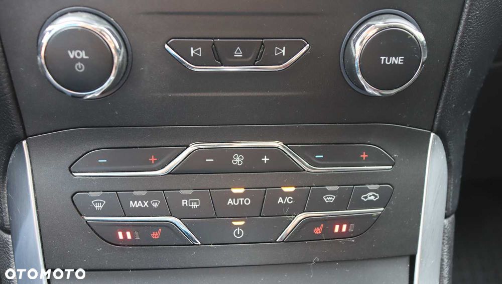 Ford S-Max - 6