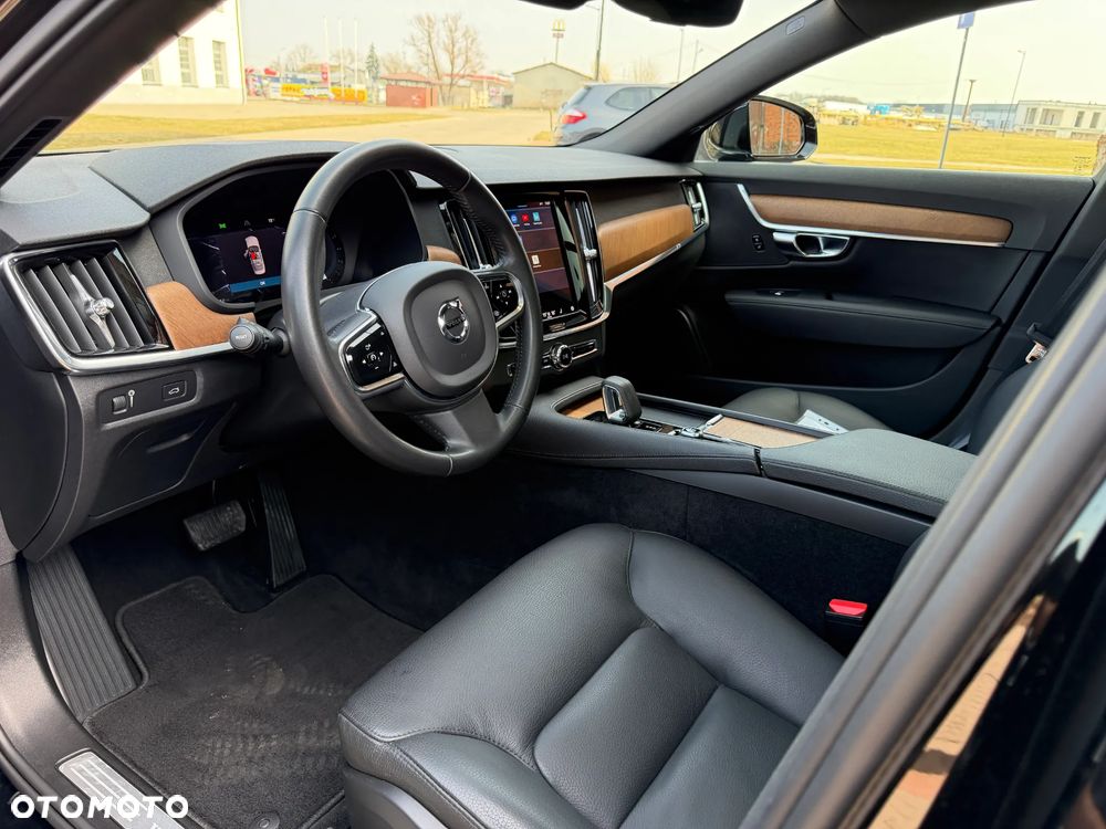 Volvo S90 - 27