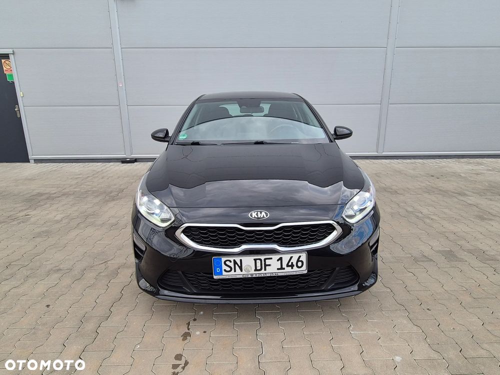 Kia Ceed 1.4 CVVT Dream-Team Edition - 9