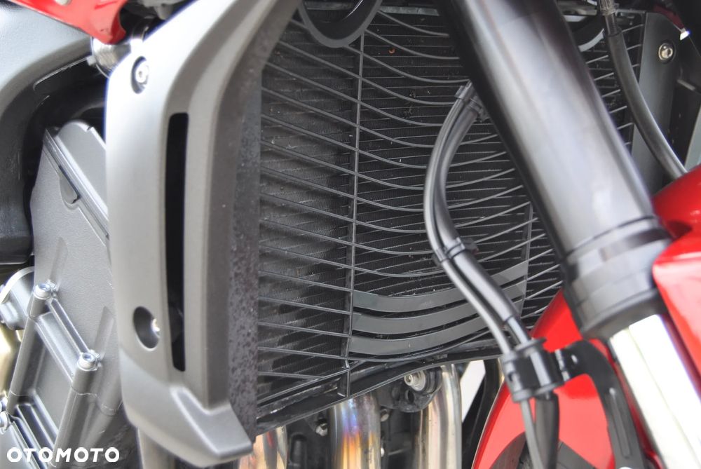 Yamaha FZ - 29